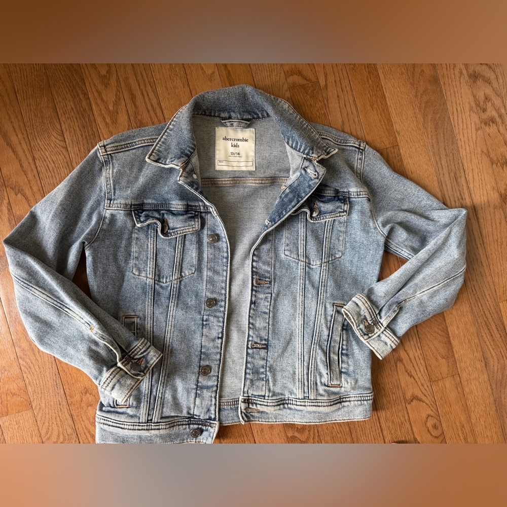 abercrombie kids light blue denim trucker jacket size 14 girls